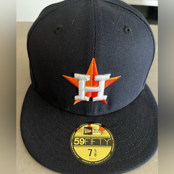 Other - New Era Astro Baseball Cap
